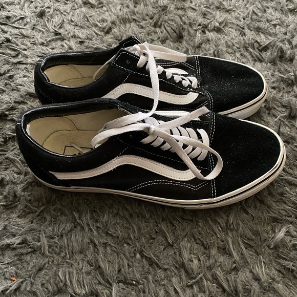 Old Skool Vans Excellent condition Size 9 men’s - Picture 3 of 5
